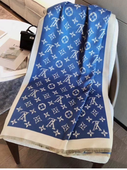 Scarf-L04