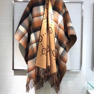 09- Cape Shawl