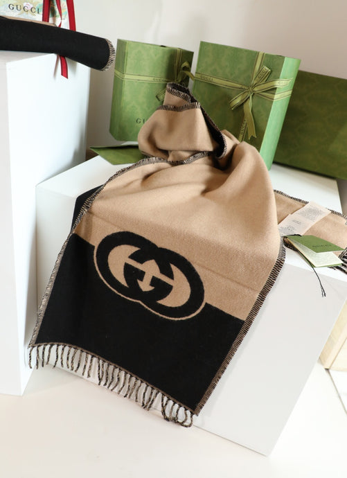 Scarf-G10