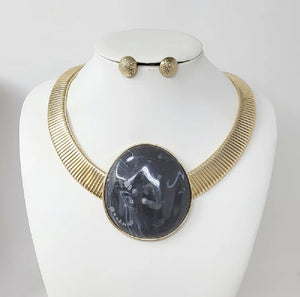 Black Stone Gold Choker Set