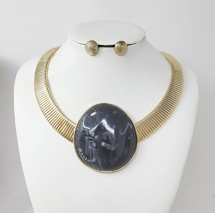 Black Stone Gold Choker Set