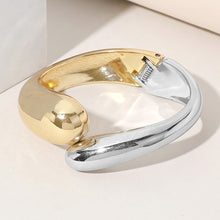 Load image into Gallery viewer, Metal Hinge Bangle