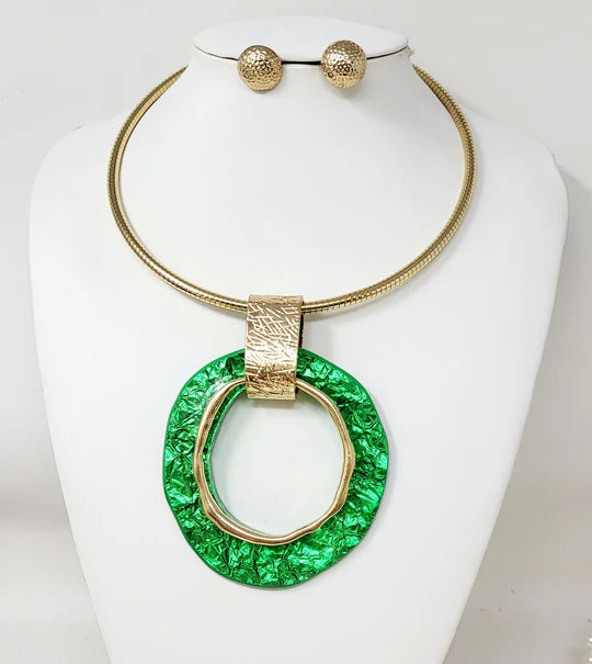 Gold Choker Green Pendant Necklace