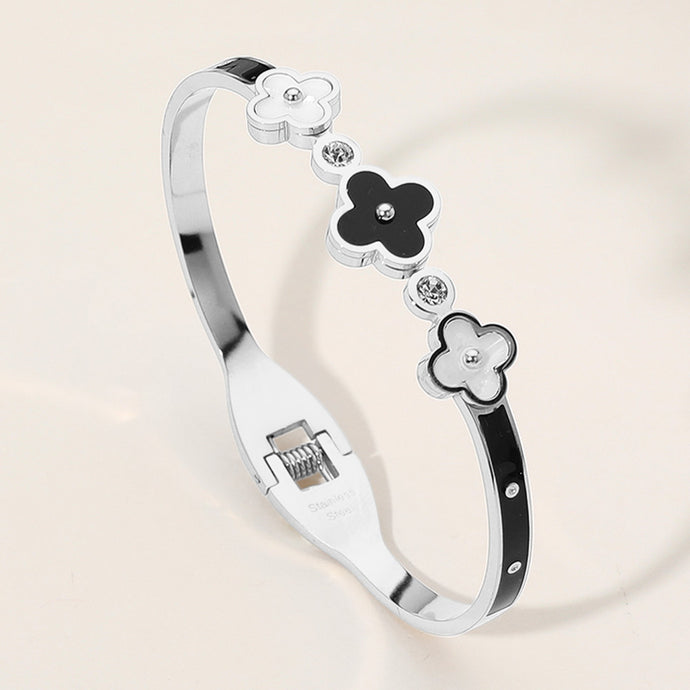 Stainless Steel Triple Quatrefoil Pointed Hinged Bangle Bracelet - Silver