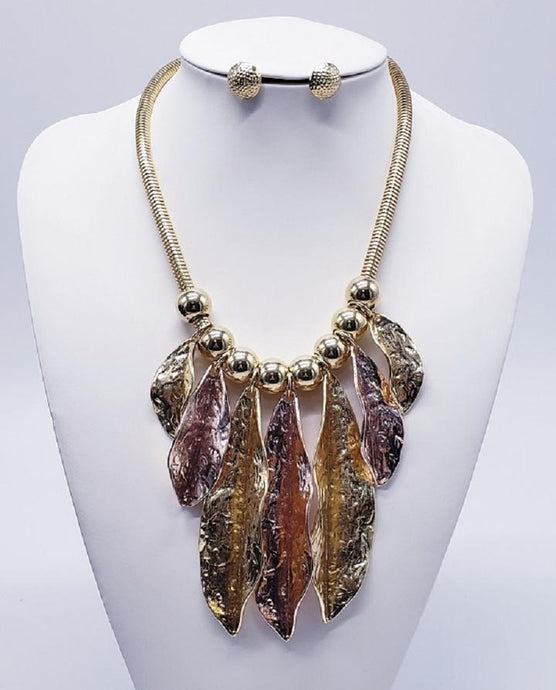 Gold Metal Leaf Necklace