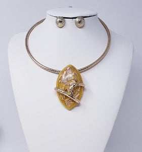 Stone Choker Necklace Set-Yellow