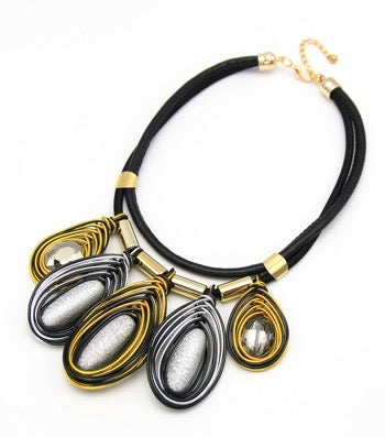 Wire Fringe Necklace-Brown